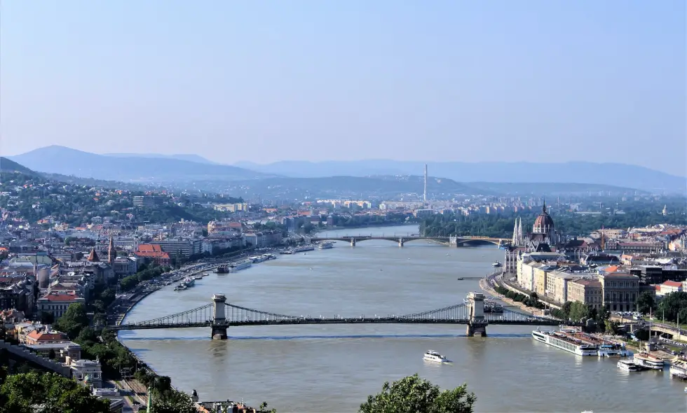 Mađarska Vinjeta – Istražite Mađarsku autoputem!